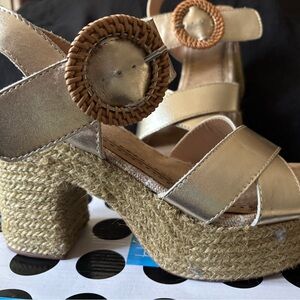Chic Metallic Espadrille Sandals